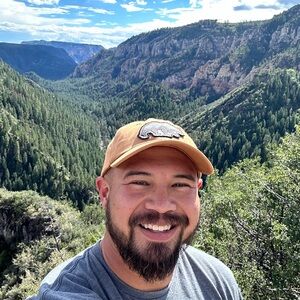 Meet your Posher, Alex